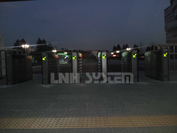 20130315131852-LATRH.jpg